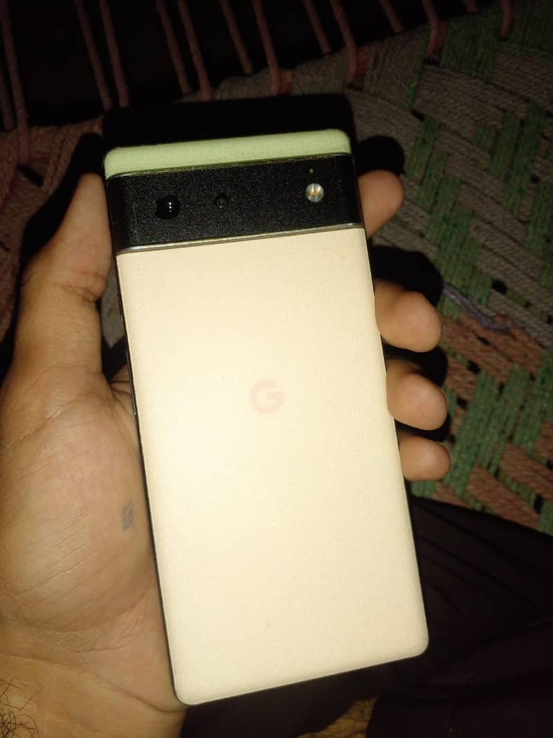 Google Pixel 6 0