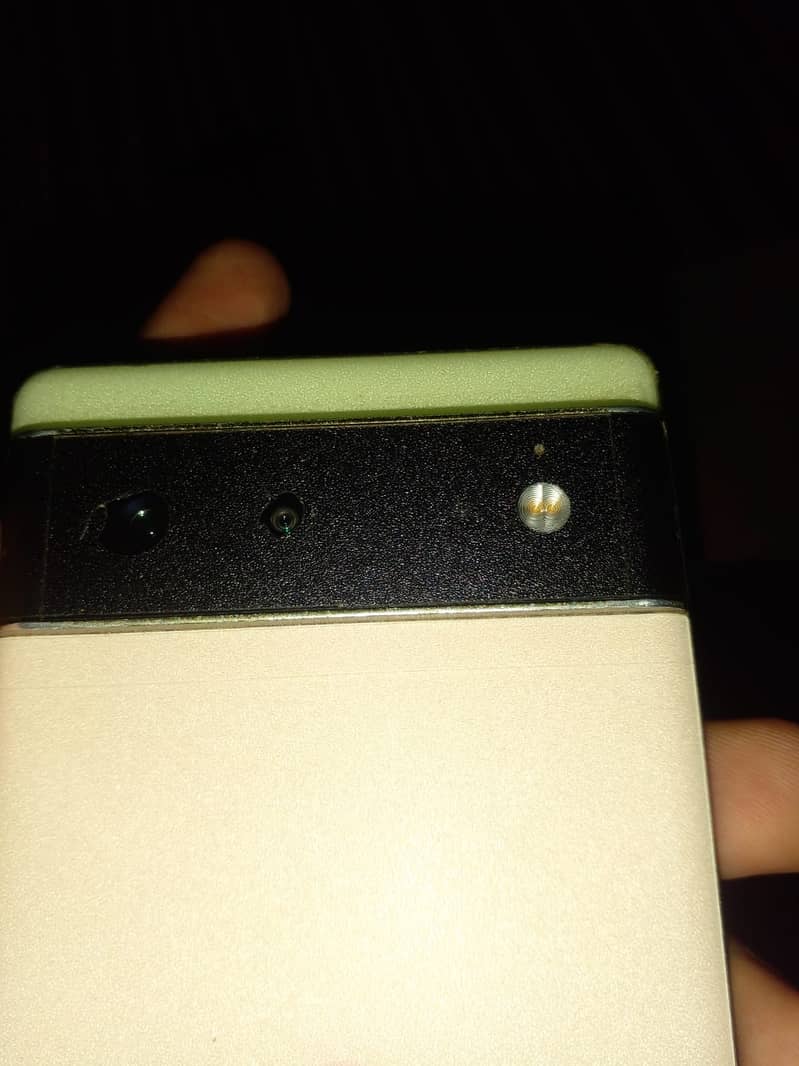 Google Pixel 6 3