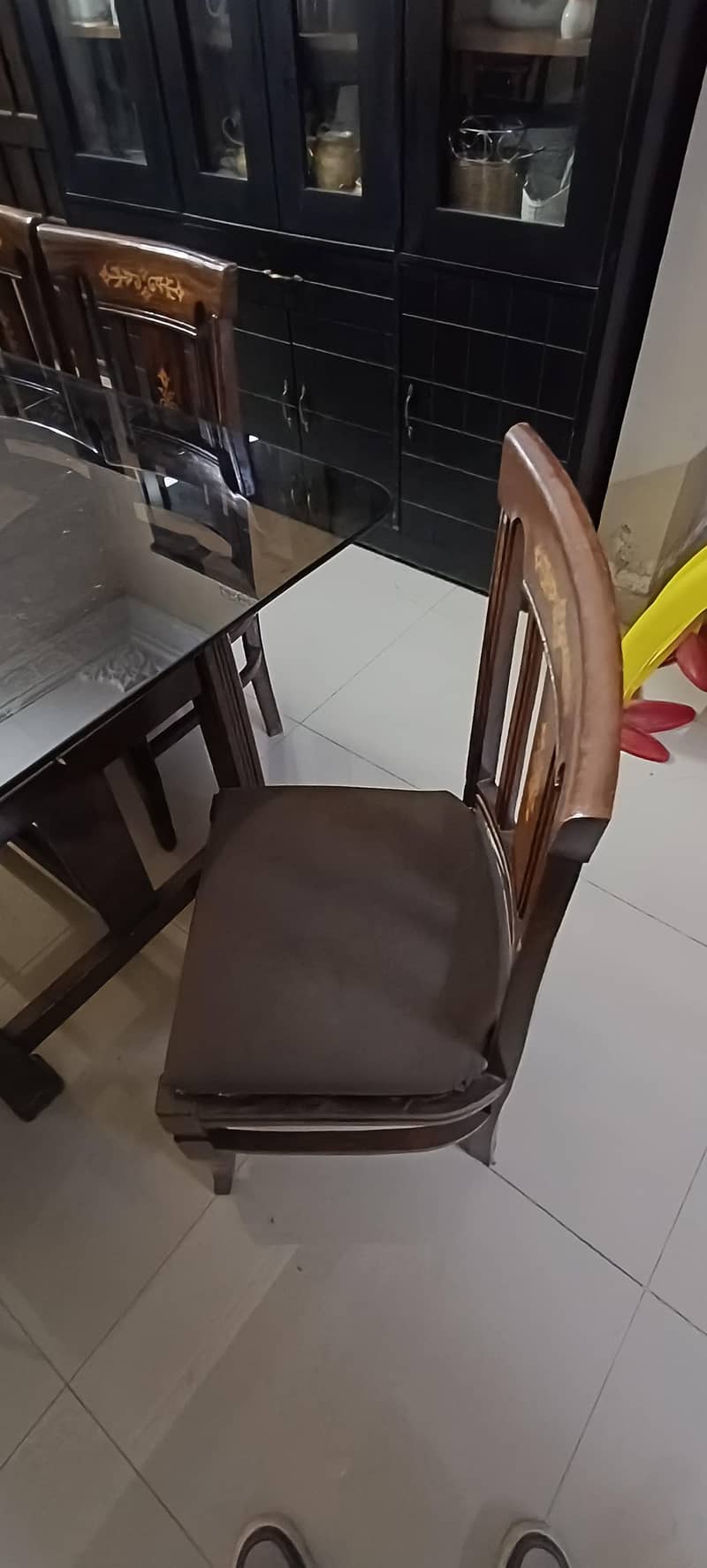 Dining table 4