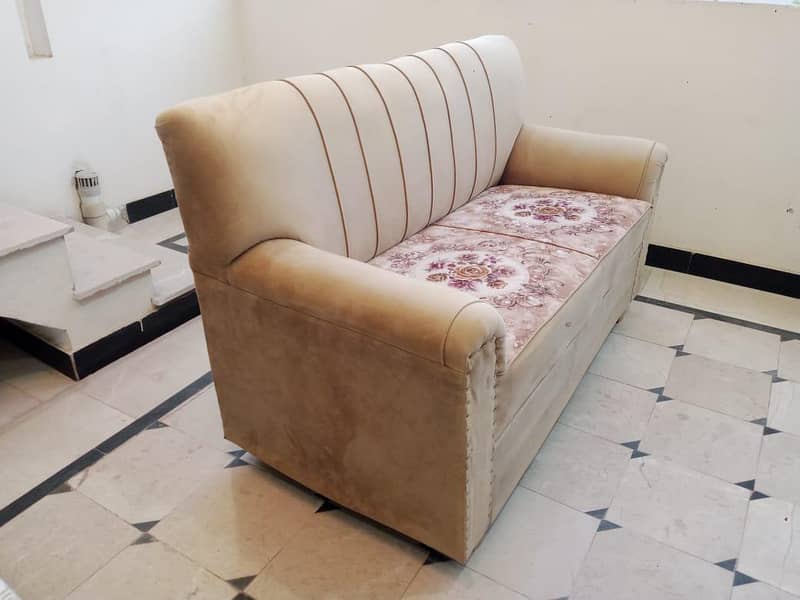 2 seater sofa 1
