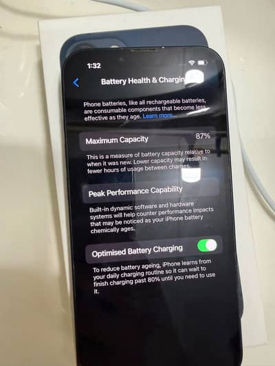 Apple iPhone 13