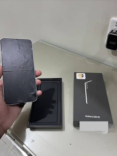 Samsung Mobile S25 FE