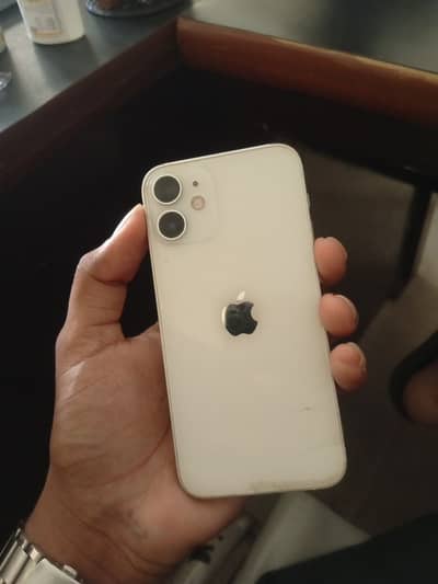 Apple iPhone 12 mini