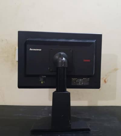 Lenovo thinkvision LCD