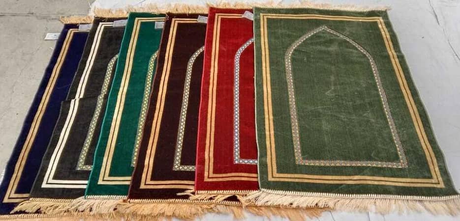 Jai Namaz Traditional Saudi Prayer Rug | Janamaz Mat for Teens and Adults