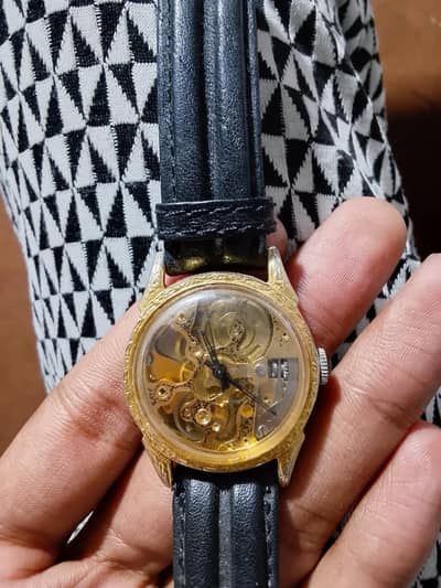 QRew men's watch