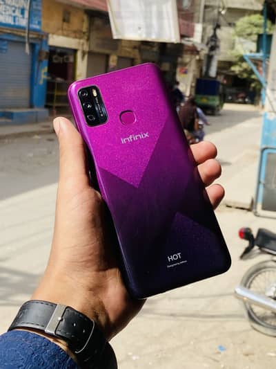 Infinix Hot 9 Play