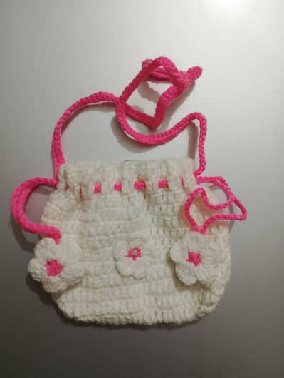 hand made crochet hand bag