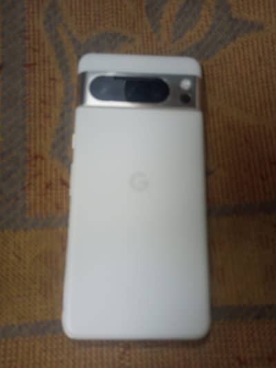 Google Pixel 8 Pro