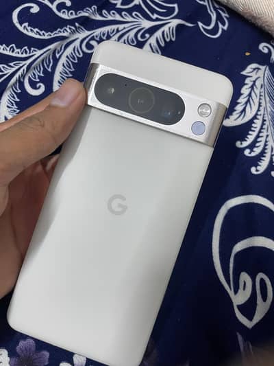 GOOGLE PIXEL 8 PRO ALL OK DEMANDING COLOUR