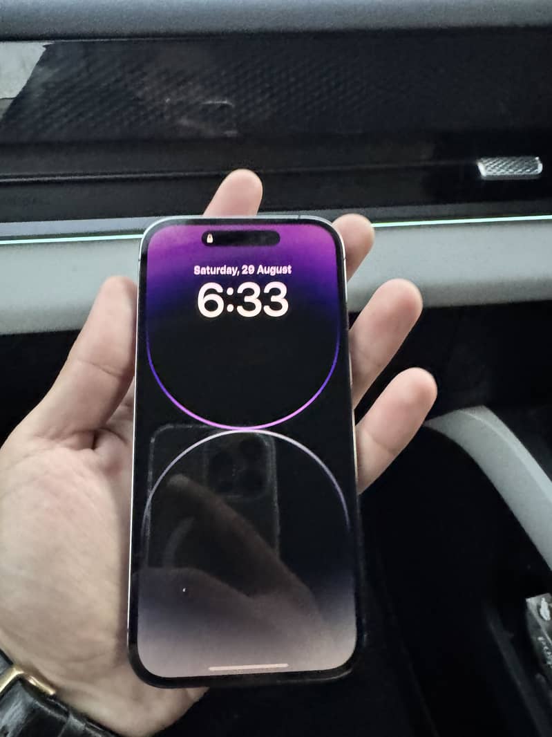 Apple iPhone 14 Pro 1