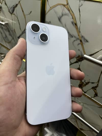 Apple iPhone 15