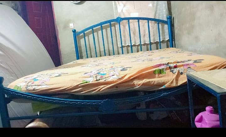 Iron bed set 1