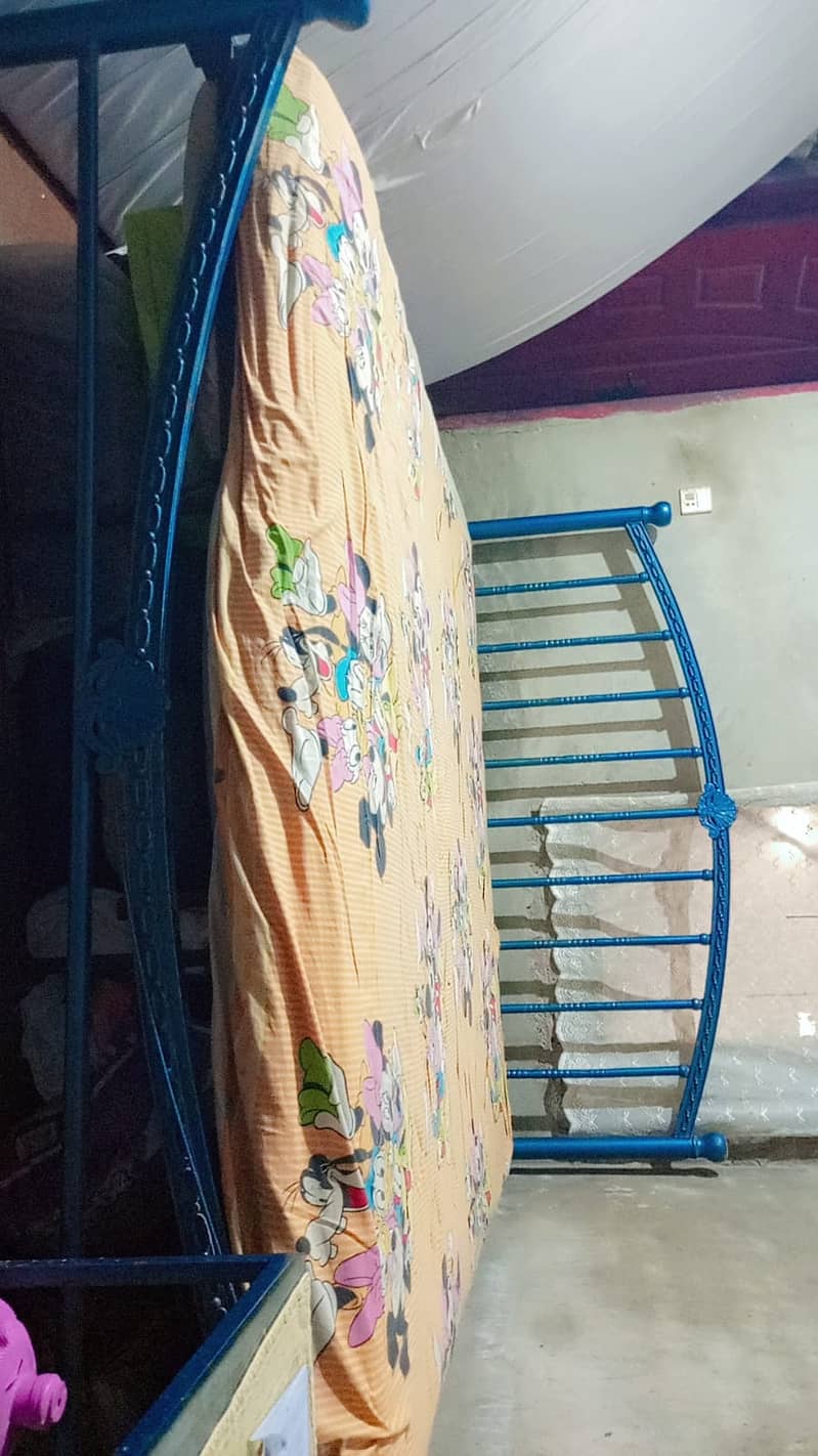 Iron bed set 2