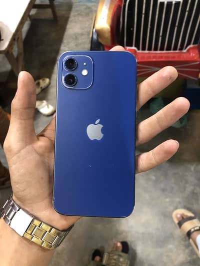 Apple iPhone 12