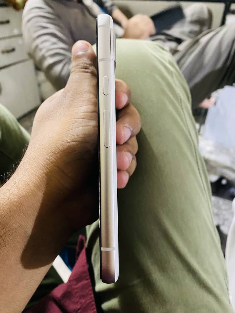 Google Pixel 8a 2