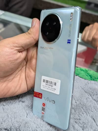 Vivo X90 Pro