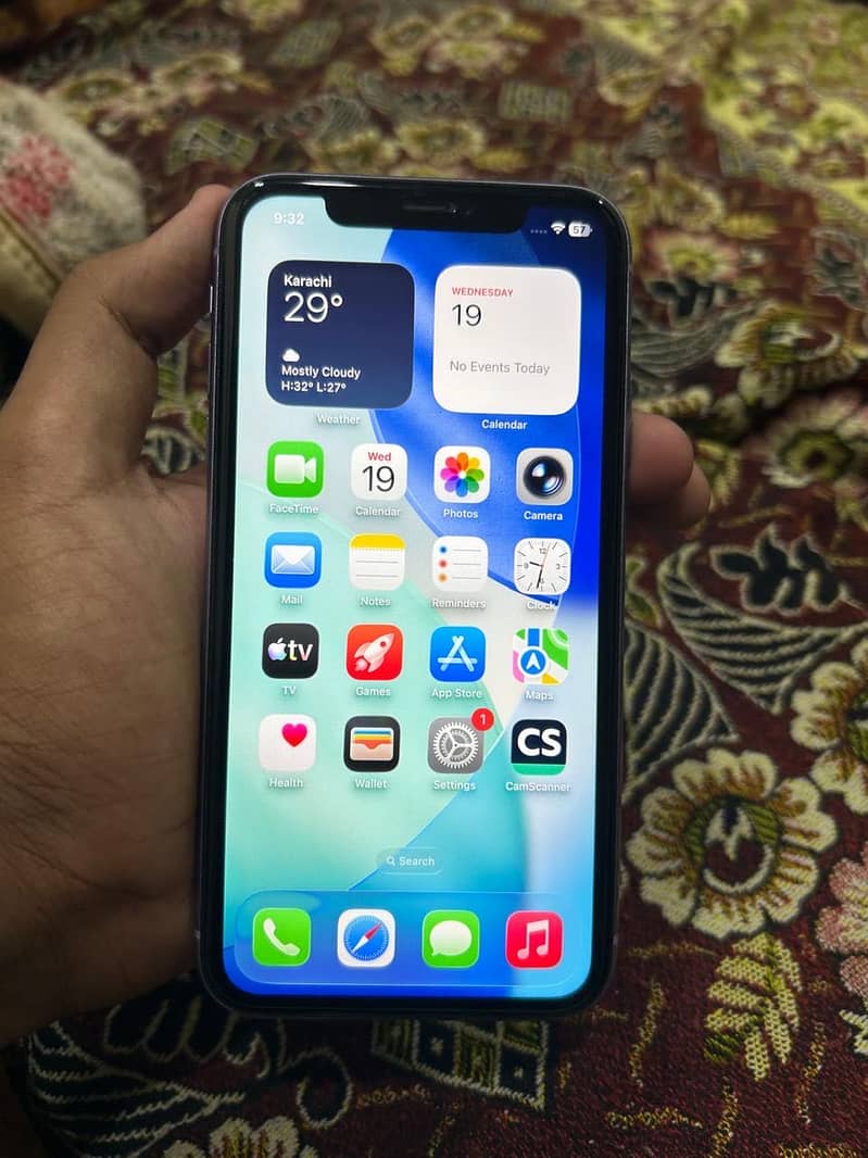 iPhone 11 6