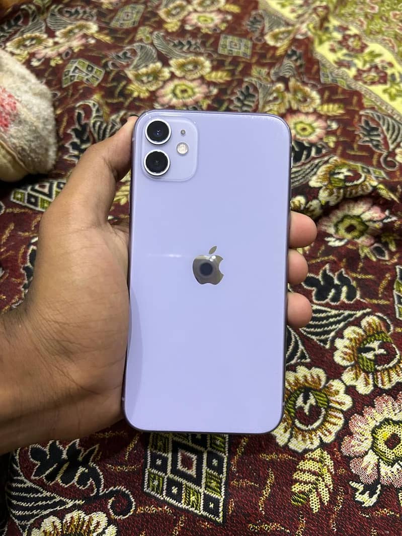 iPhone 11 9