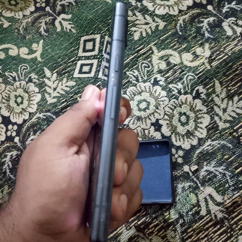 Google Pixel 7a 2