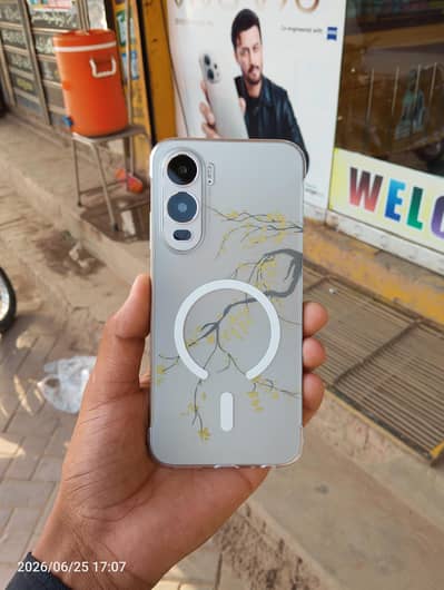 Itel City 100