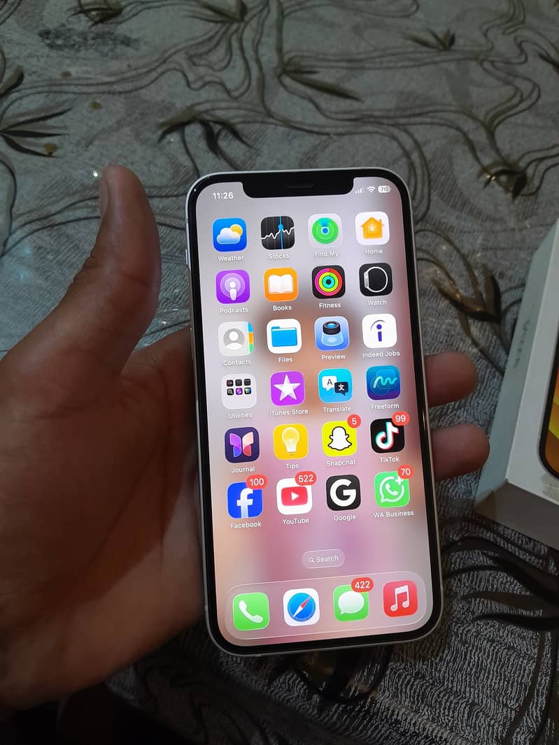 Apple iPhone 12 2