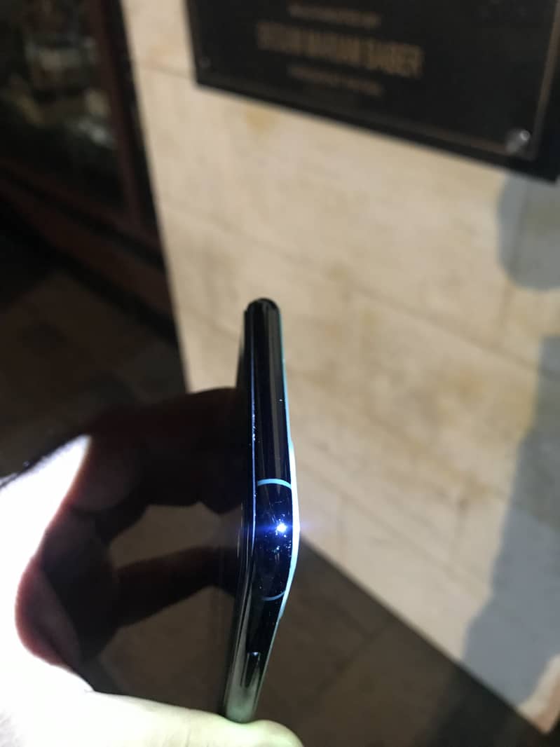 iPhone 11 Pro Max 1