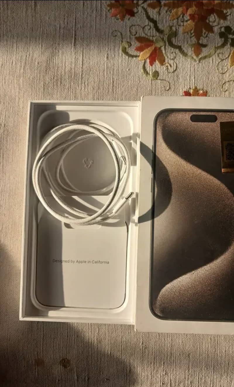 Apple iPhone 15 Pro Max 3