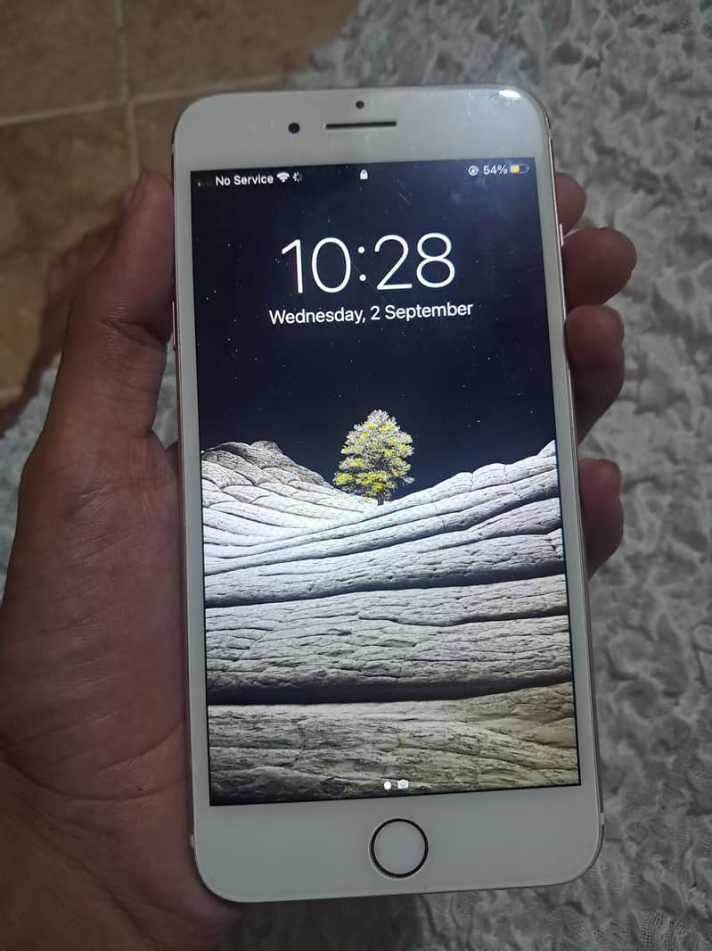 Apple iPhone 7 Plus 1