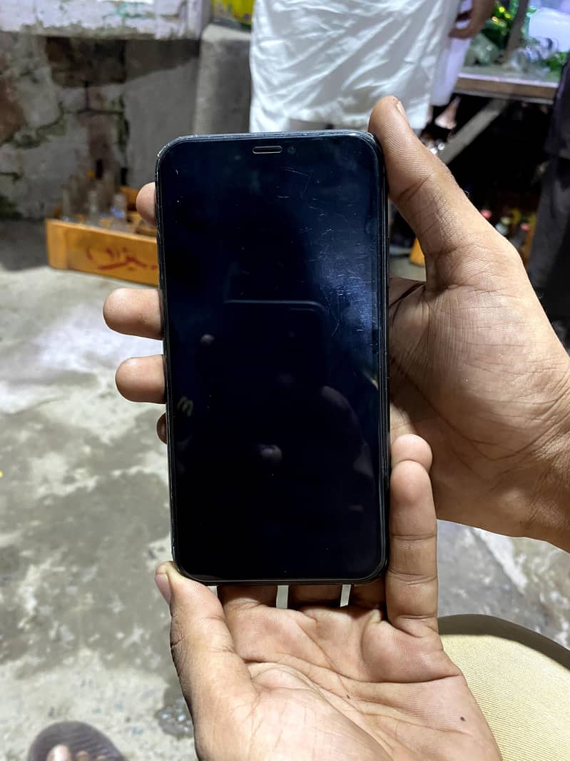 Apple iPhone 11 1