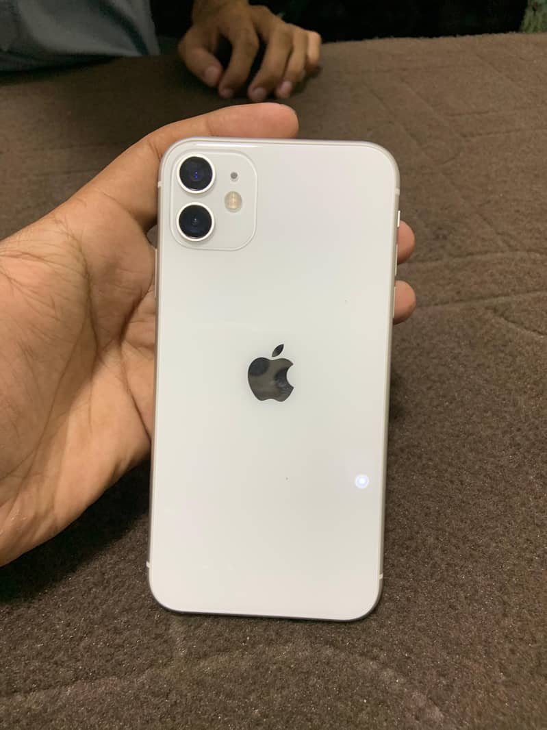 Apple iPhone 11 6