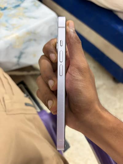 Apple iPhone 14