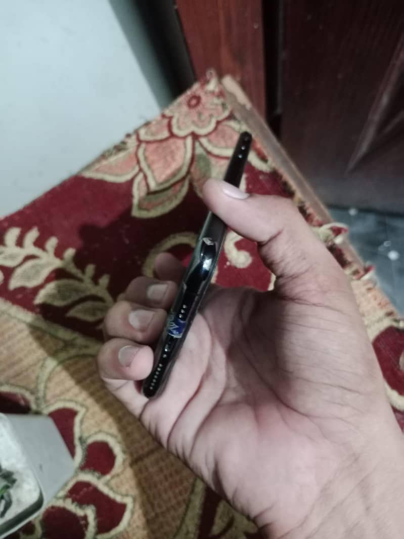 Apple iPhone 11 Pro Max 1