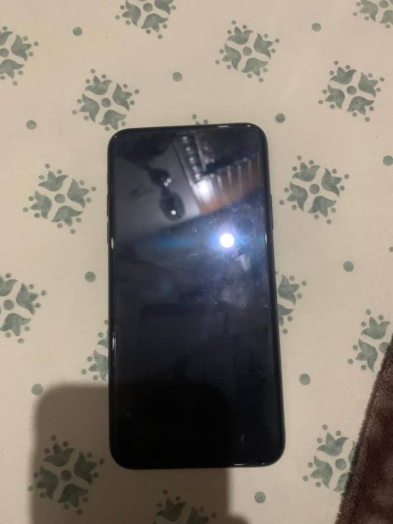 Apple iPhone 11 Pro Max 0