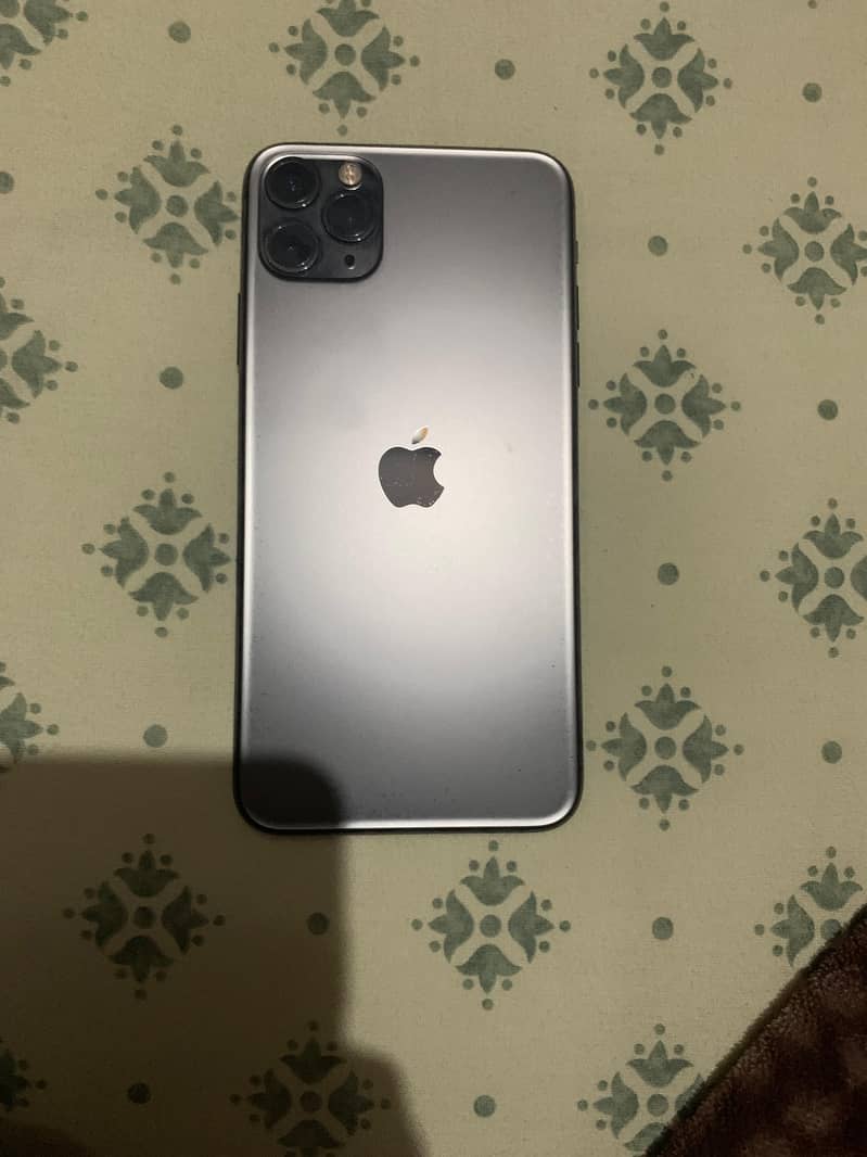 Apple iPhone 11 Pro Max 1