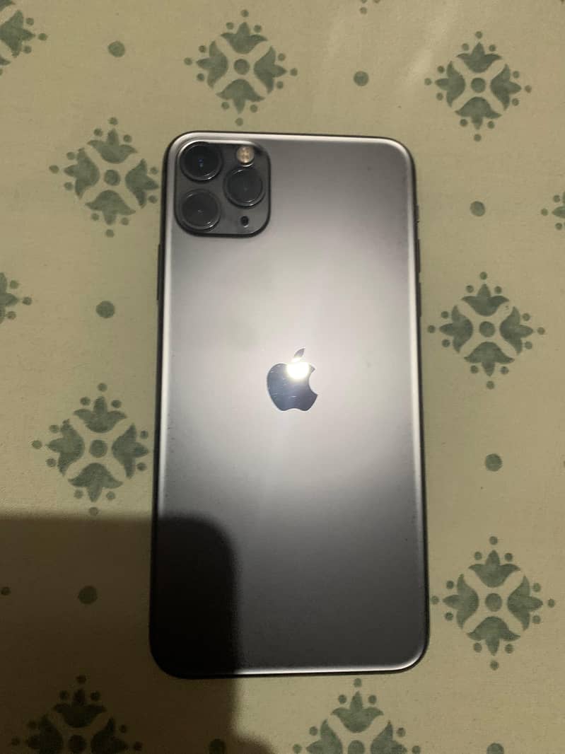 Apple iPhone 11 Pro Max 2