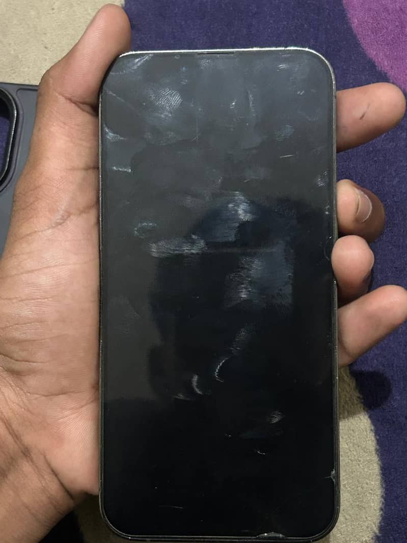 Apple iPhone 13 Pro 1