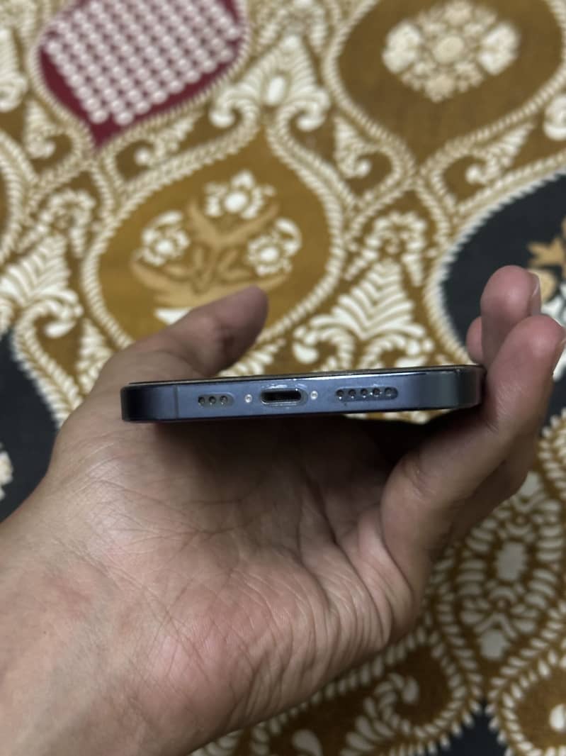Apple iPhone 12 Pro 1