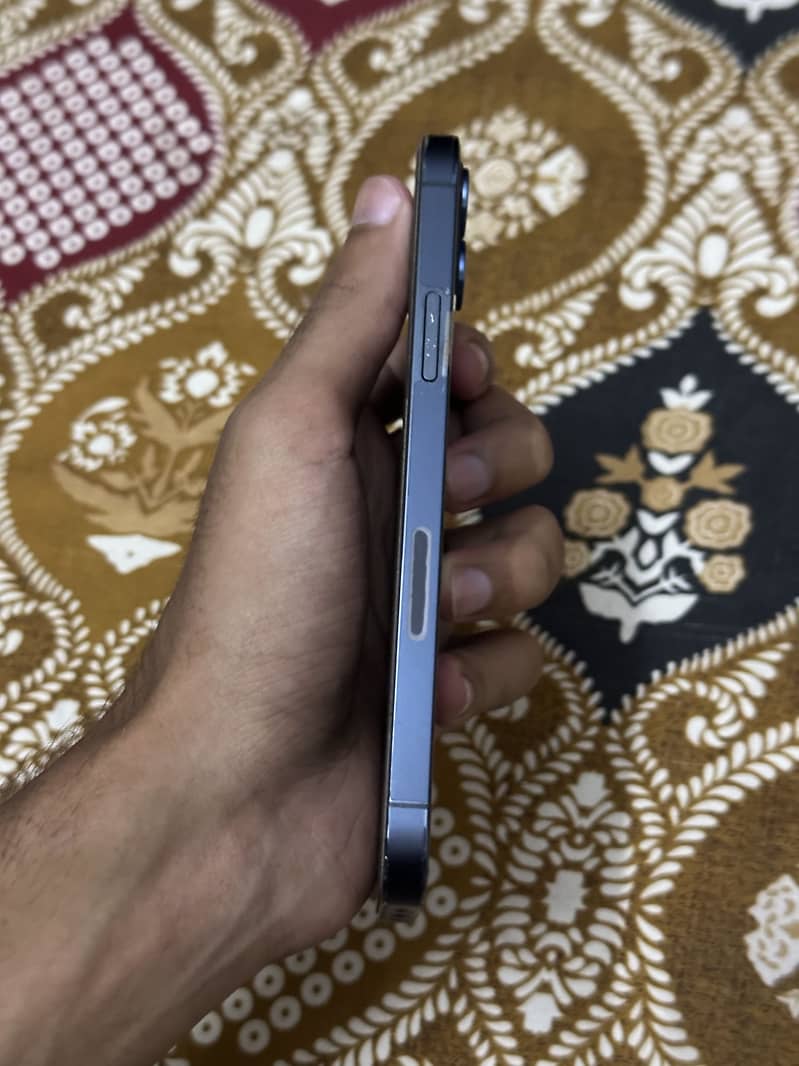 Apple iPhone 12 Pro 5