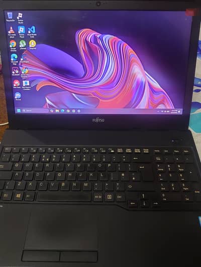 Fujitsu LIFEBOOK A357 – Core i5 7th Gen