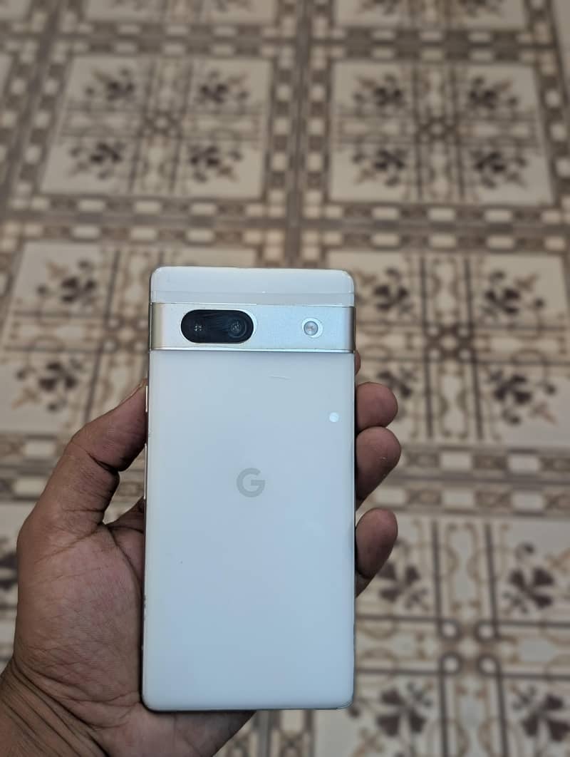 Google Pixel 7a 1