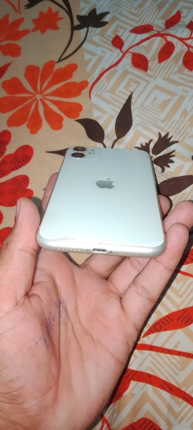 Apple iPhone 11 2