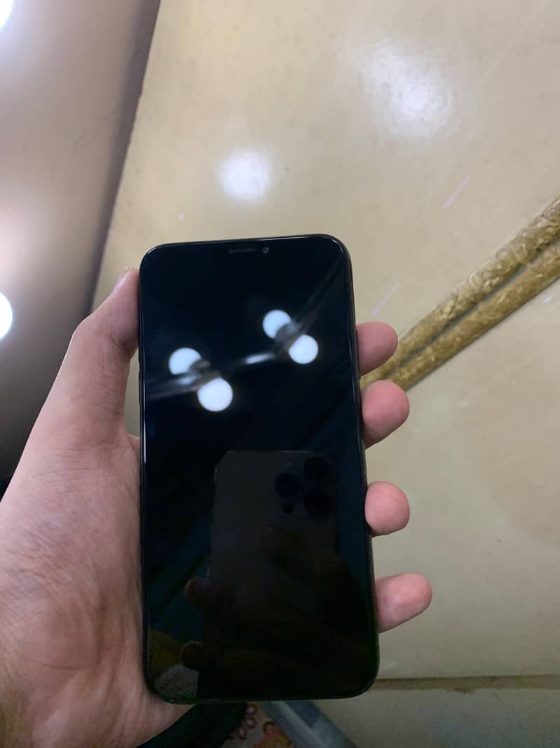 Apple iPhone X 2