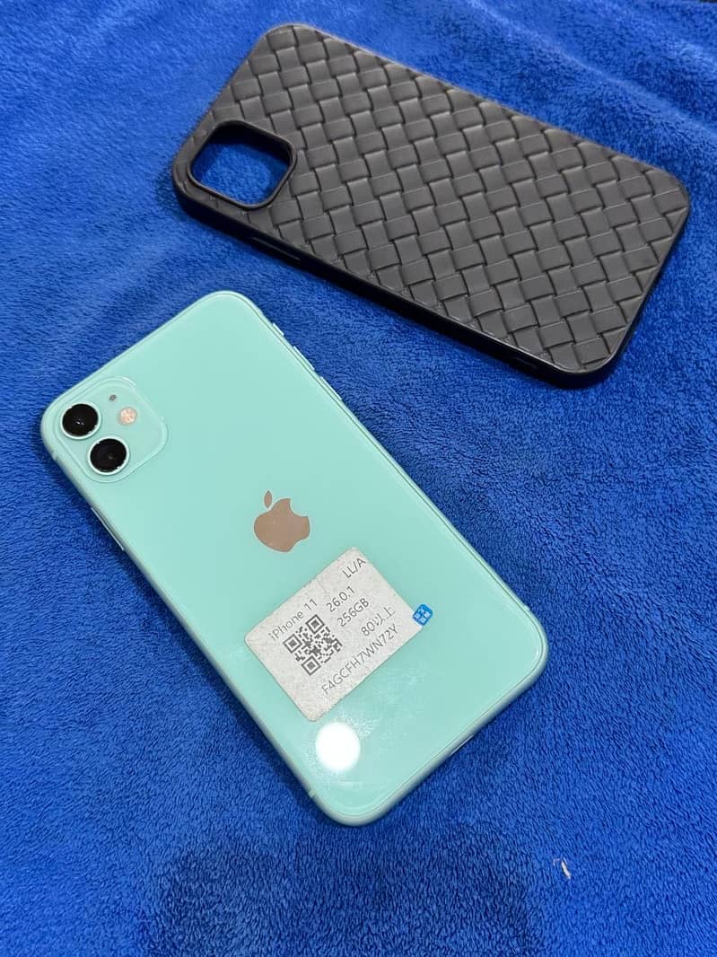 Apple iPhone 11 3