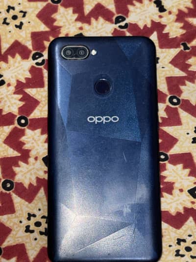 OPPO A12