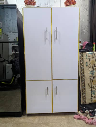  Stylish White & Golden 4-Door Wardrobe – Excellent Condition 