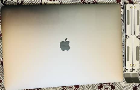 Apple Mackbook pro 2019
