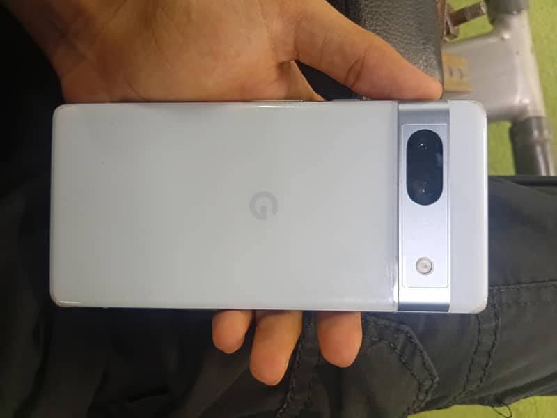 Google Pixel 7a 1