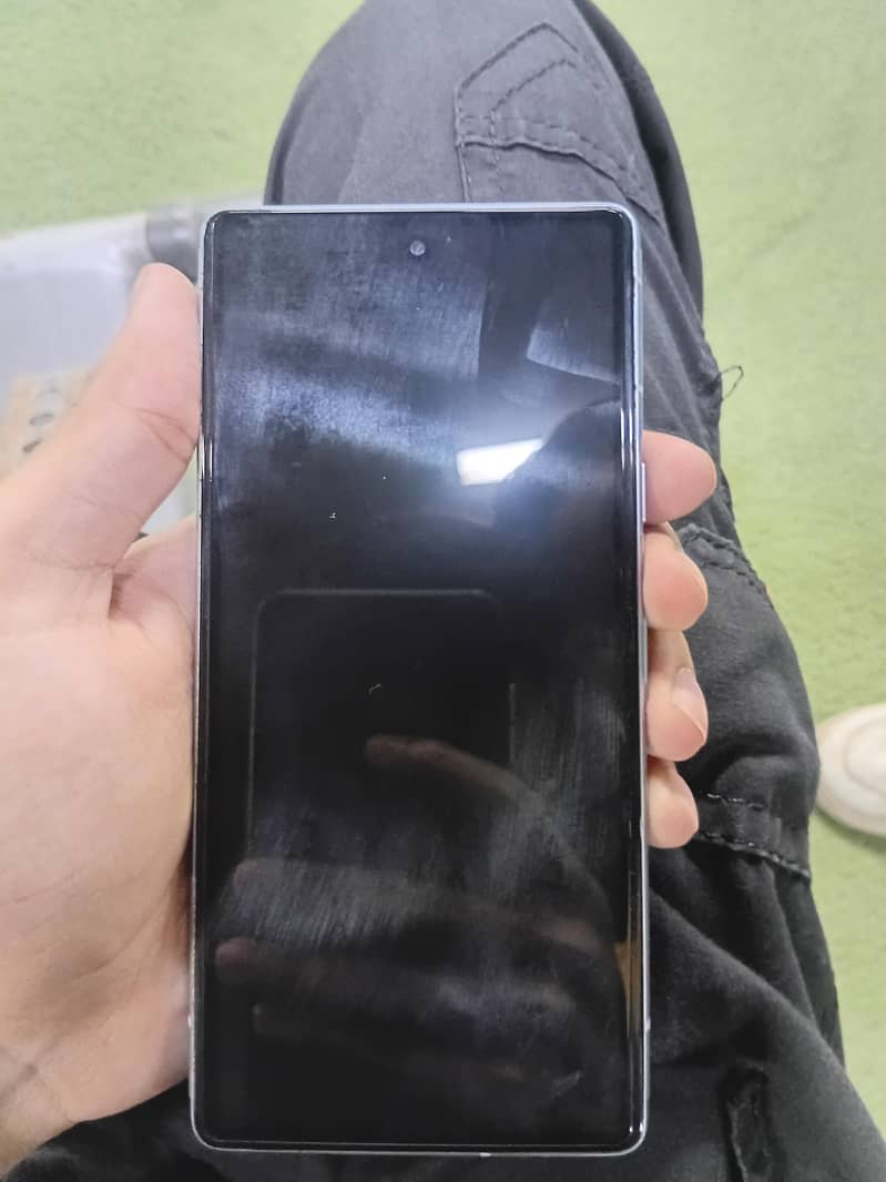 Google Pixel 7a 5
