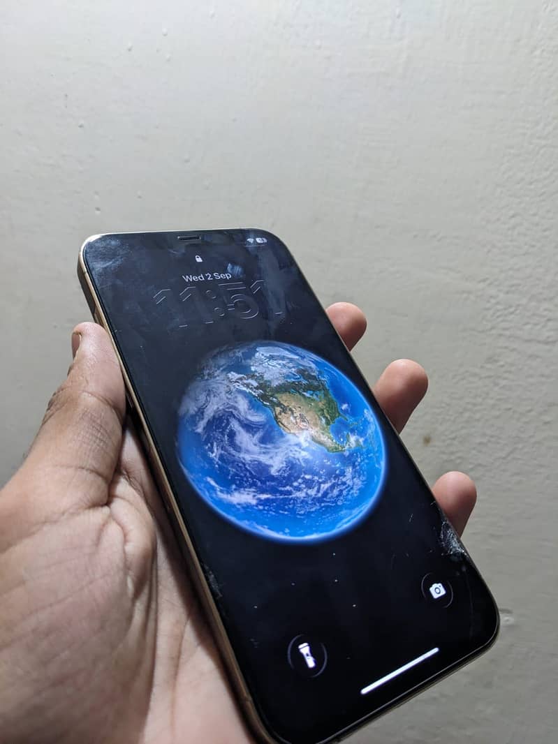 Apple iPhone 12 Pro Max 1